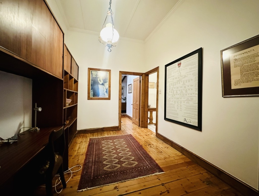 4 Bedroom Property for Sale in Stellenbosch Central Western Cape